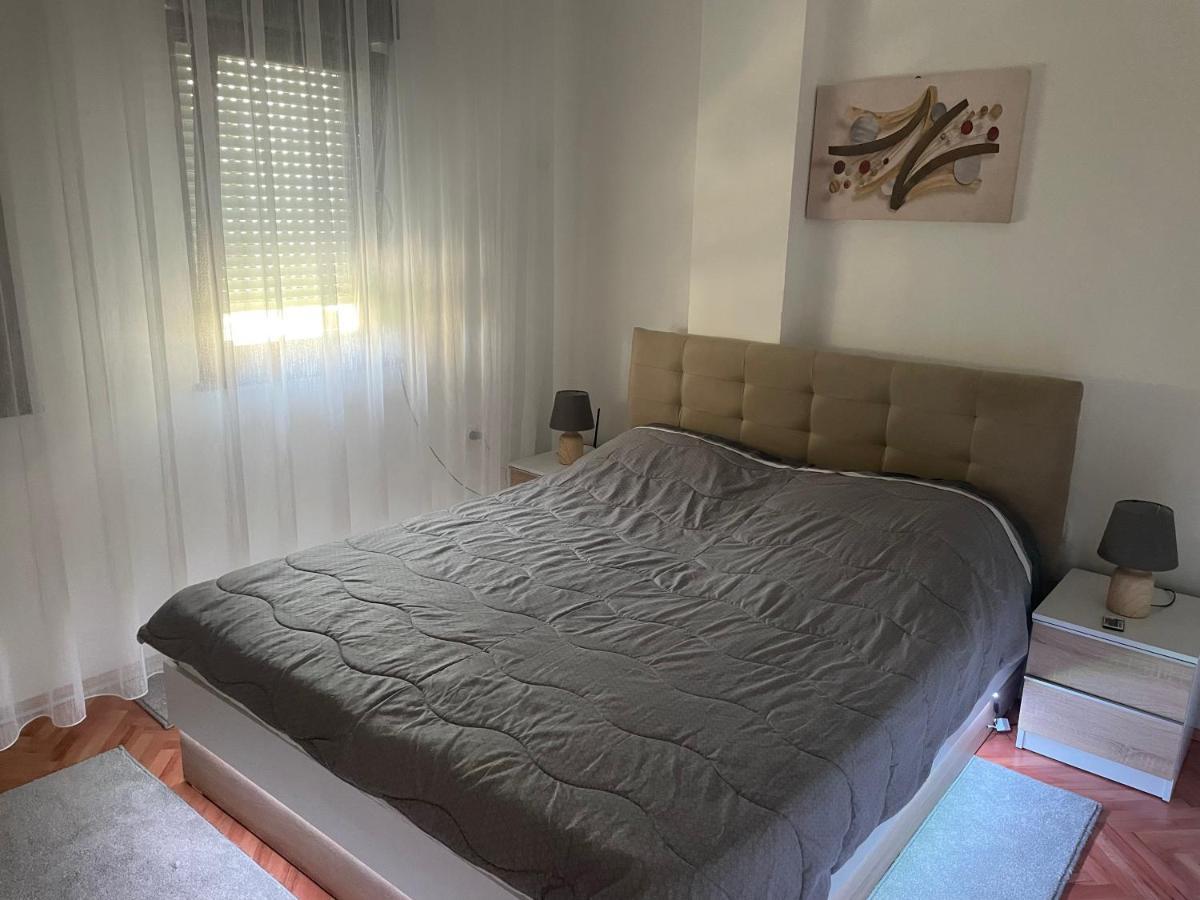 Modern Reality Appartement Kumanovo Buitenkant foto